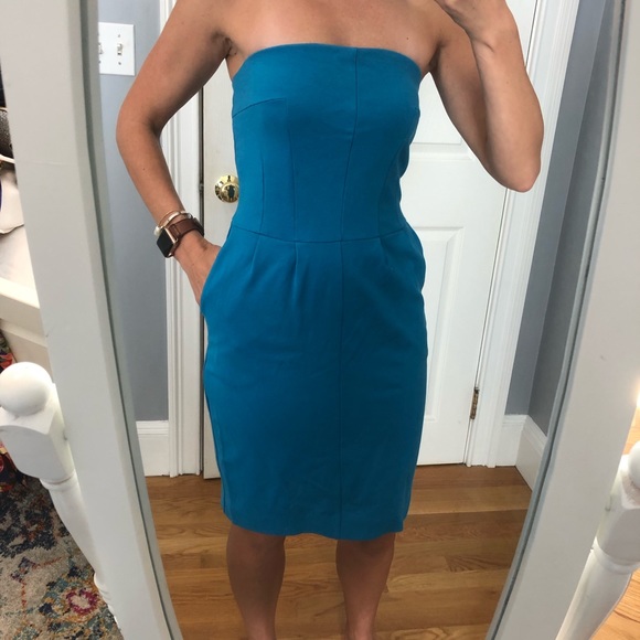Express Dresses & Skirts - Express strapless dress *pockets*